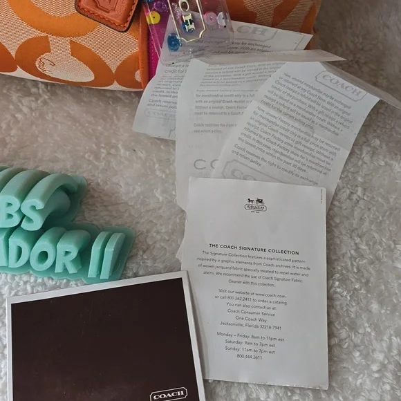 Coach Poppy Op Art Nwot Vibrant Orange Tote with Pink Highlights NWOT - Picture 14 of 17